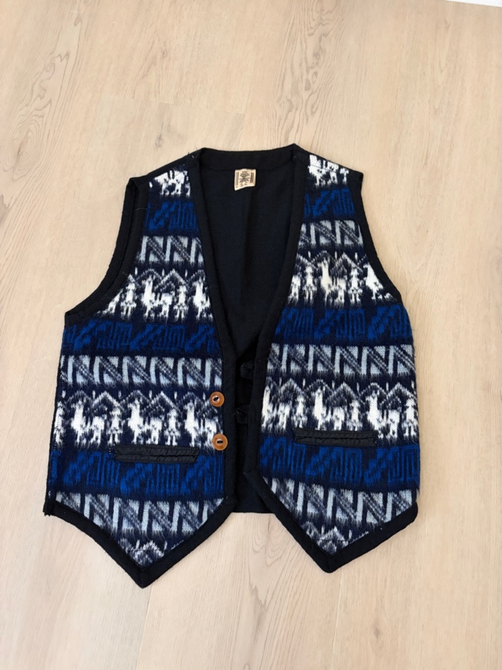 NWOT Patterned Knit Vest in Blue, Black & White
